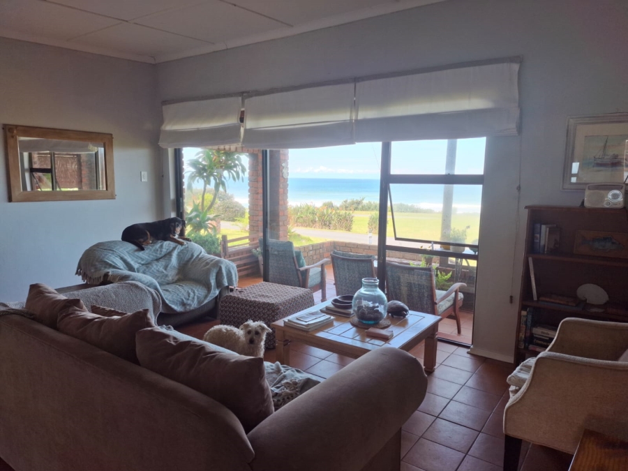 3 Bedroom Property for Sale in Winterstrand Eastern Cape